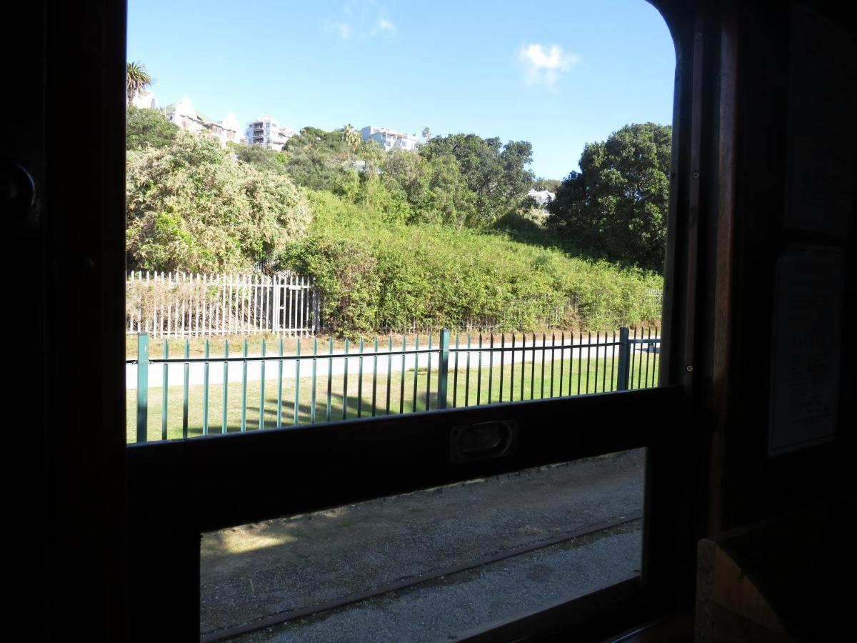 Santos Express Hostel Mossel Bay Kültér fotó