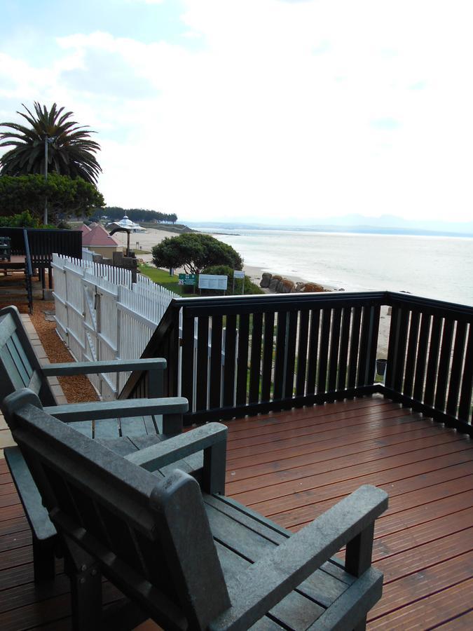 Santos Express Hostel Mossel Bay Kültér fotó